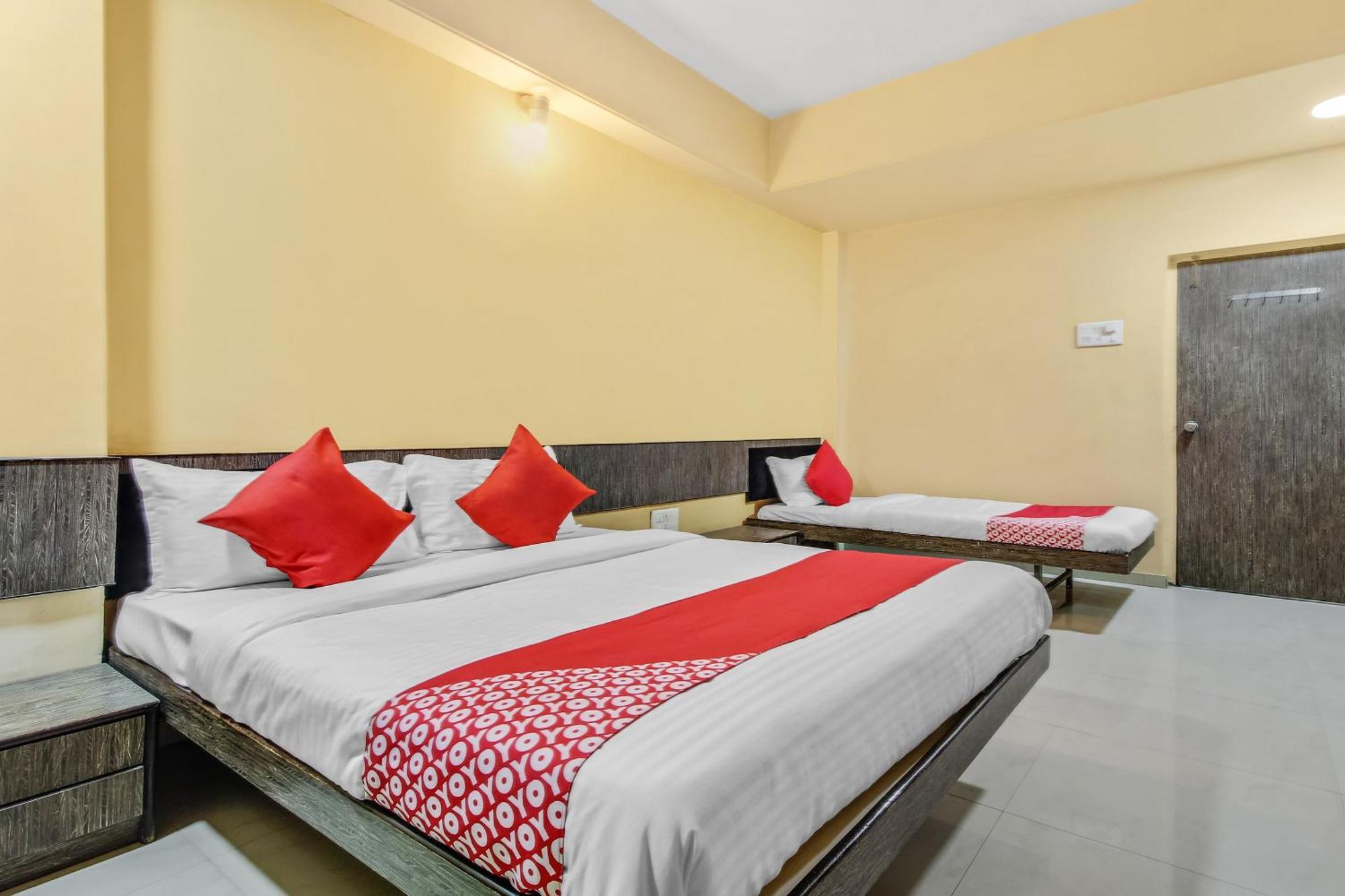 Hotel O Priyanka Residency Solapur Dış mekan fotoğraf